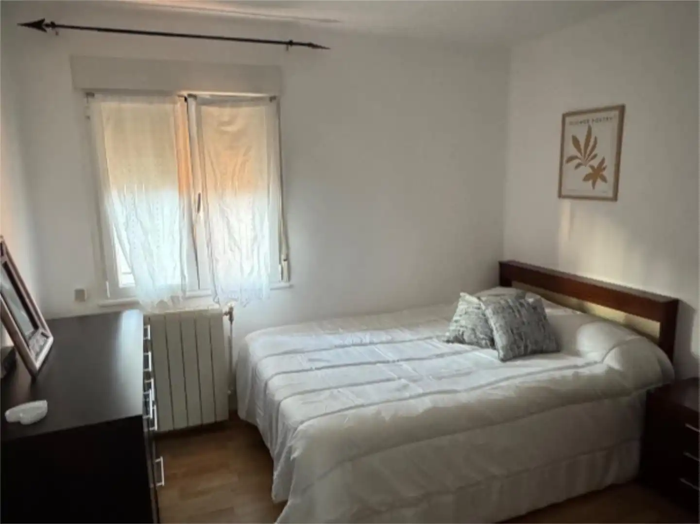 Piso en venta en Calle Federico Martínez Arenzana, 1, Villamediana de Iregua Habitación de Piso en venta en Villamediana de Iregua con Calefacción, Parquet y Amueblado