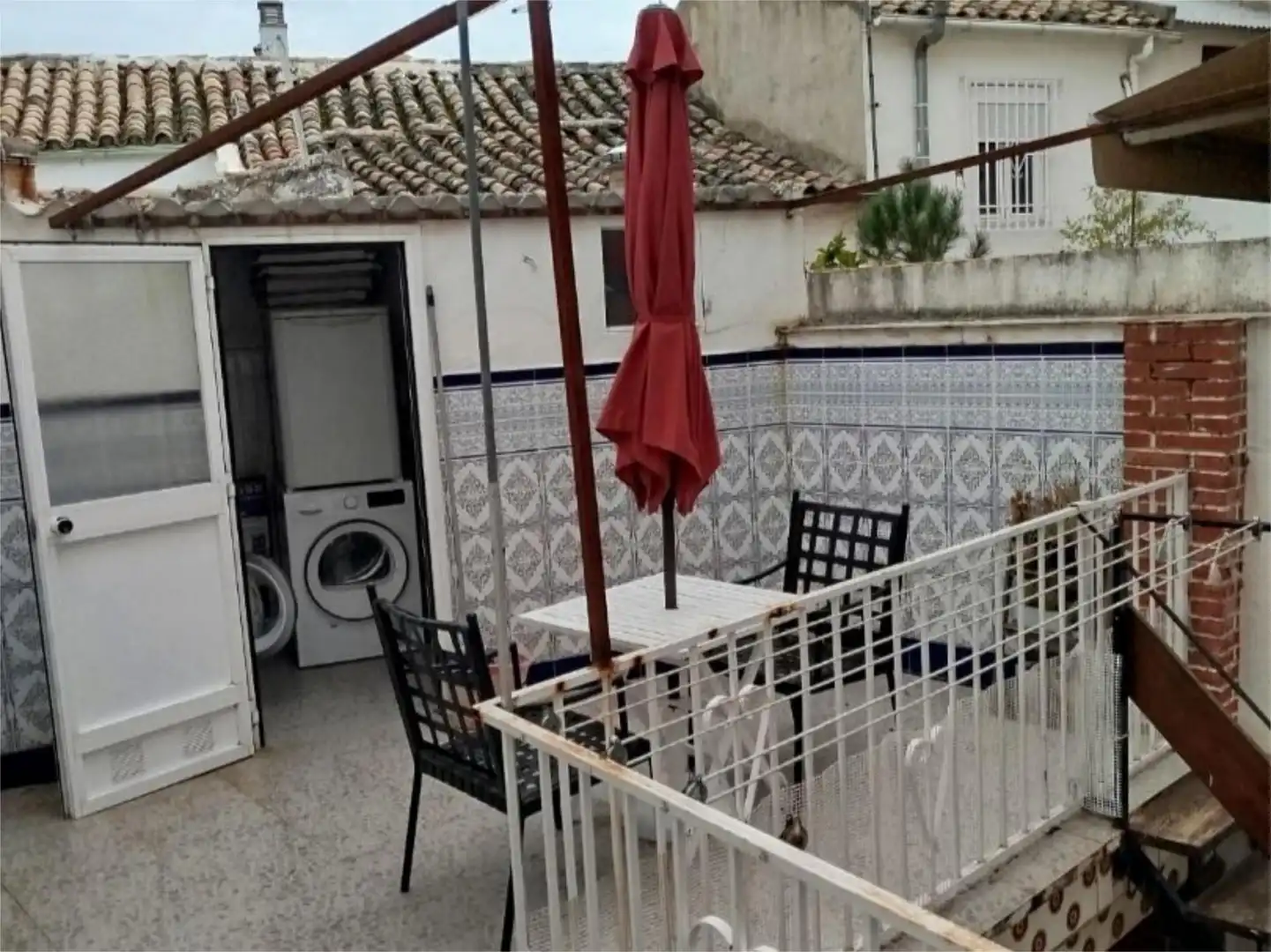 Wohnung zum Verkauf in Calle Jaboneras, 7, San Felipe - El Almendral - La Merced Terrasse von Wohnung zum Verkauf in Jaén mit Klimaanlage, Heizung und Parkett