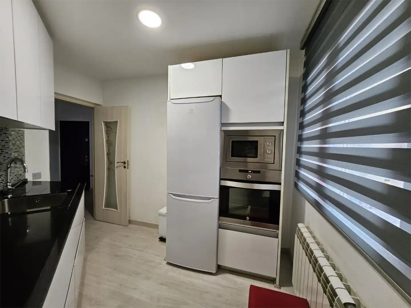 Cuina de Pis per a compartir en Lleida amb Aire condicionat, Calefacció i Parquet