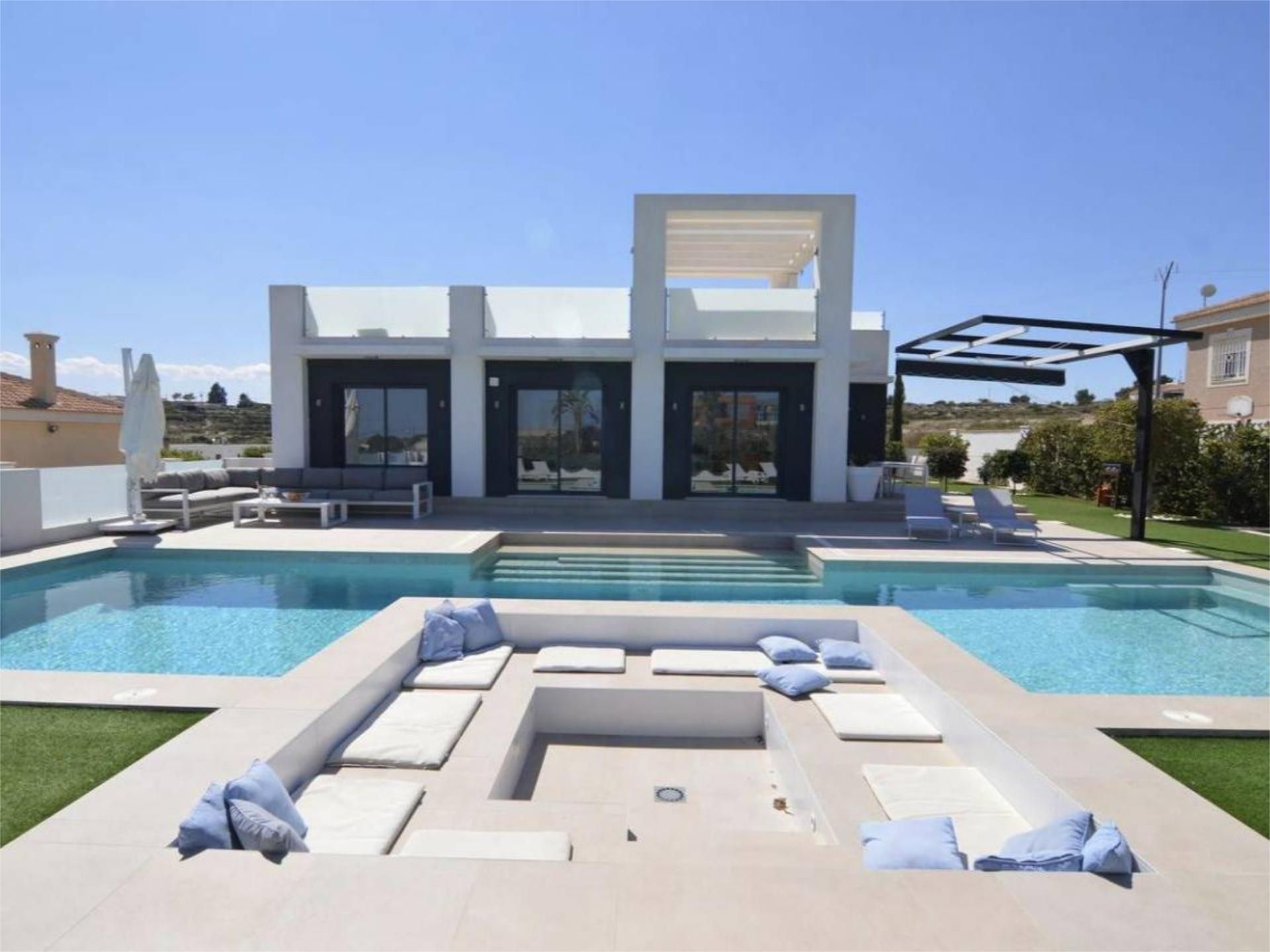 Swimming pool of House or chalet to rent in Orihuela  with Air Conditioner, Terrace and Swimming Pool