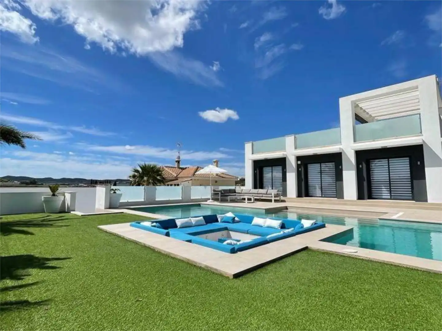 Casa o chalet de alquiler en Plaça Torremendo J-2, 41, Desamparados - Hurchillo - Torremendo Piscina de Casa o chalet de alquiler en Orihuela con Aire acondicionado, Terraza y Piscina