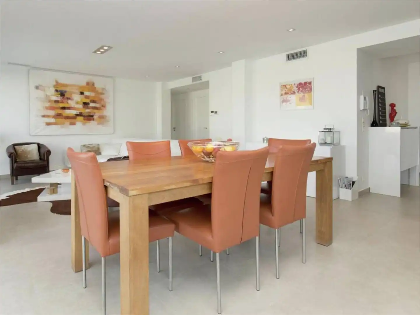 Casa o chalet de alquiler en Plaça Torremendo J-2, 41, Desamparados - Hurchillo - Torremendo Comedor de Casa o chalet de alquiler en Orihuela con Aire acondicionado, Terraza y Piscina