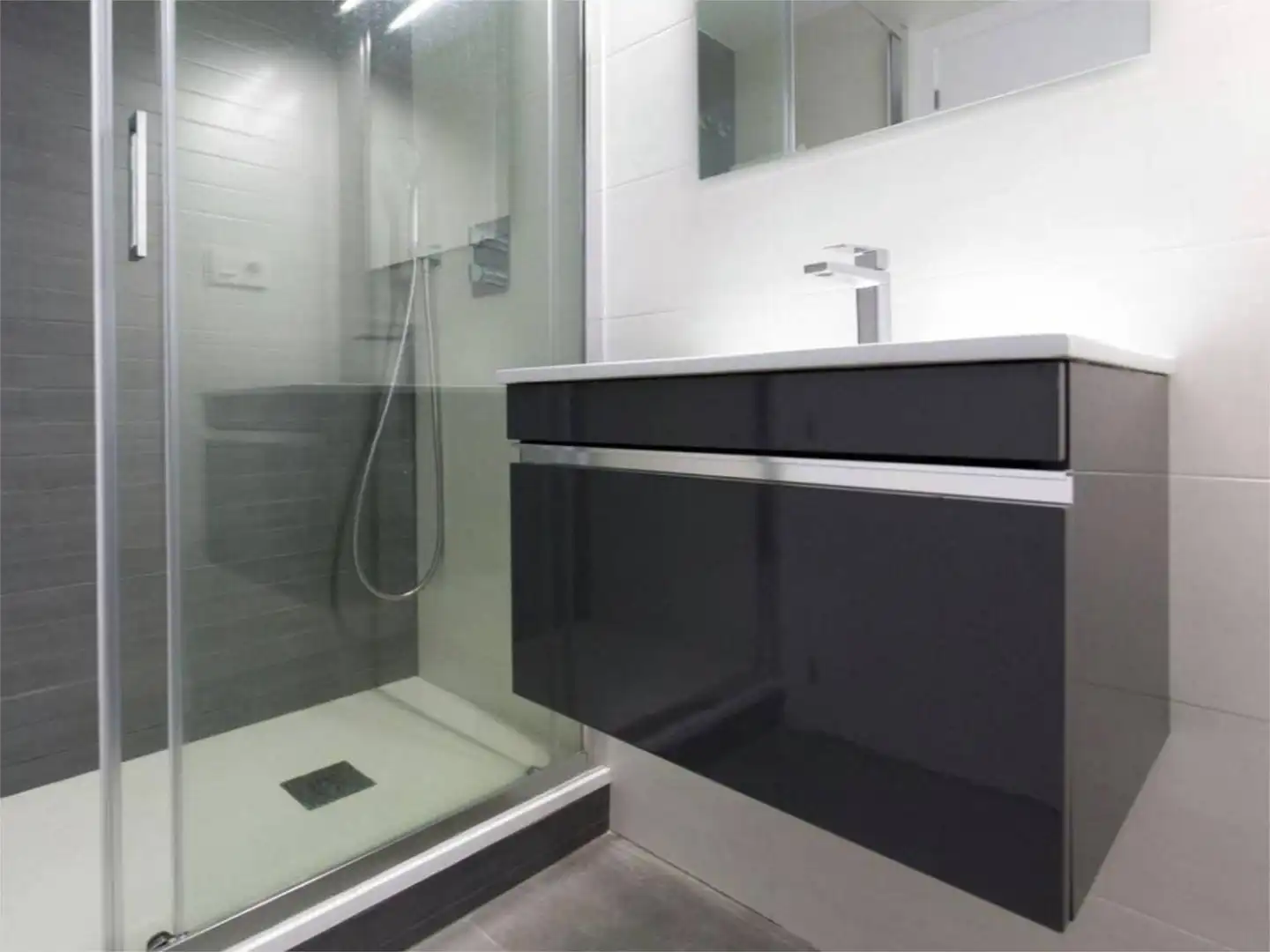 Casa o chalet de alquiler en Plaça Torremendo J-2, 41, Desamparados - Hurchillo - Torremendo Baño de Casa o chalet de alquiler en Orihuela con Aire acondicionado, Terraza y Piscina