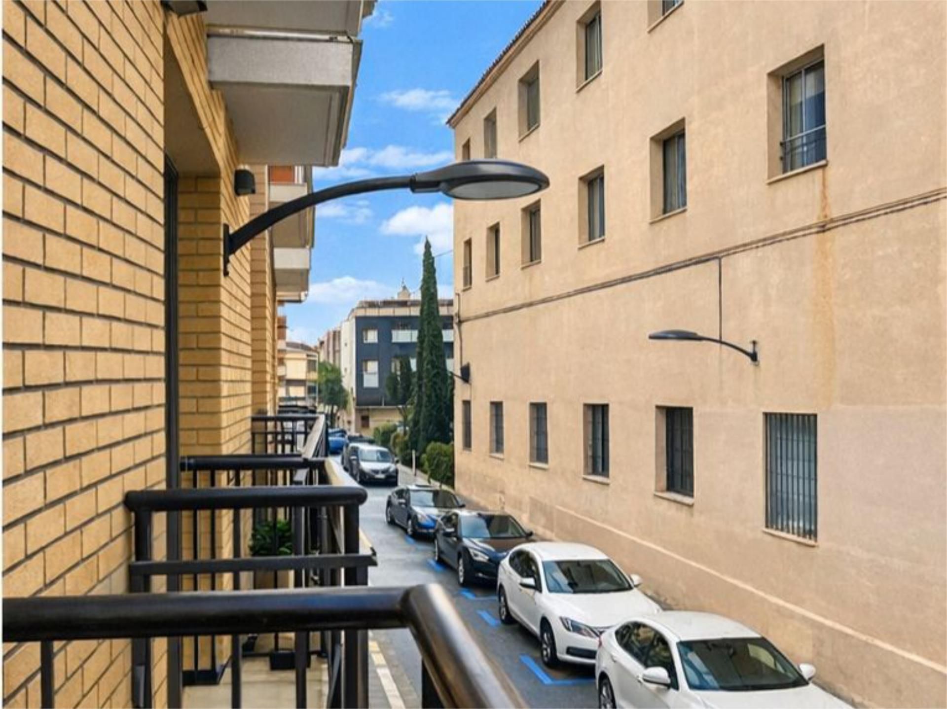 Vista exterior de Pis de lloguer en Reus amb Aire condicionat, Calefacció i Parquet