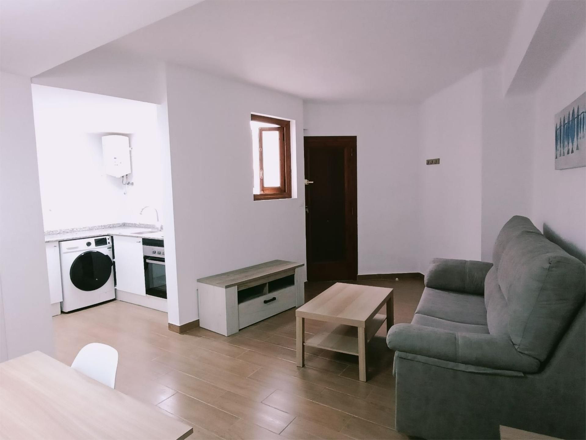 Pis de lloguer a Carrer del Pintor Parra, 10, Centre Sala d'estar de Pis de lloguer en Alzira amb Moblat i Balcó