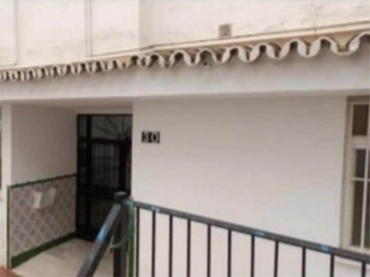Piso en venta en Calle Salduba, 30, Plaza de Toros Vista exterior de Piso en venta en Marbella con Terraza, Parking comunitario y Balcón