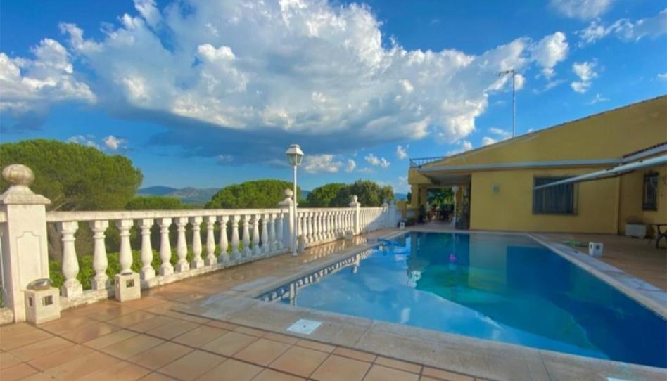 House or chalet for sale in Calle Júcar, 9, Pino Alto - Navarredonda, Valdemorillo - image 1 Photo 1 of House or chalet for sale in Calle Júcar, 9, Pino Alto - Navarredonda, Valdemorillo