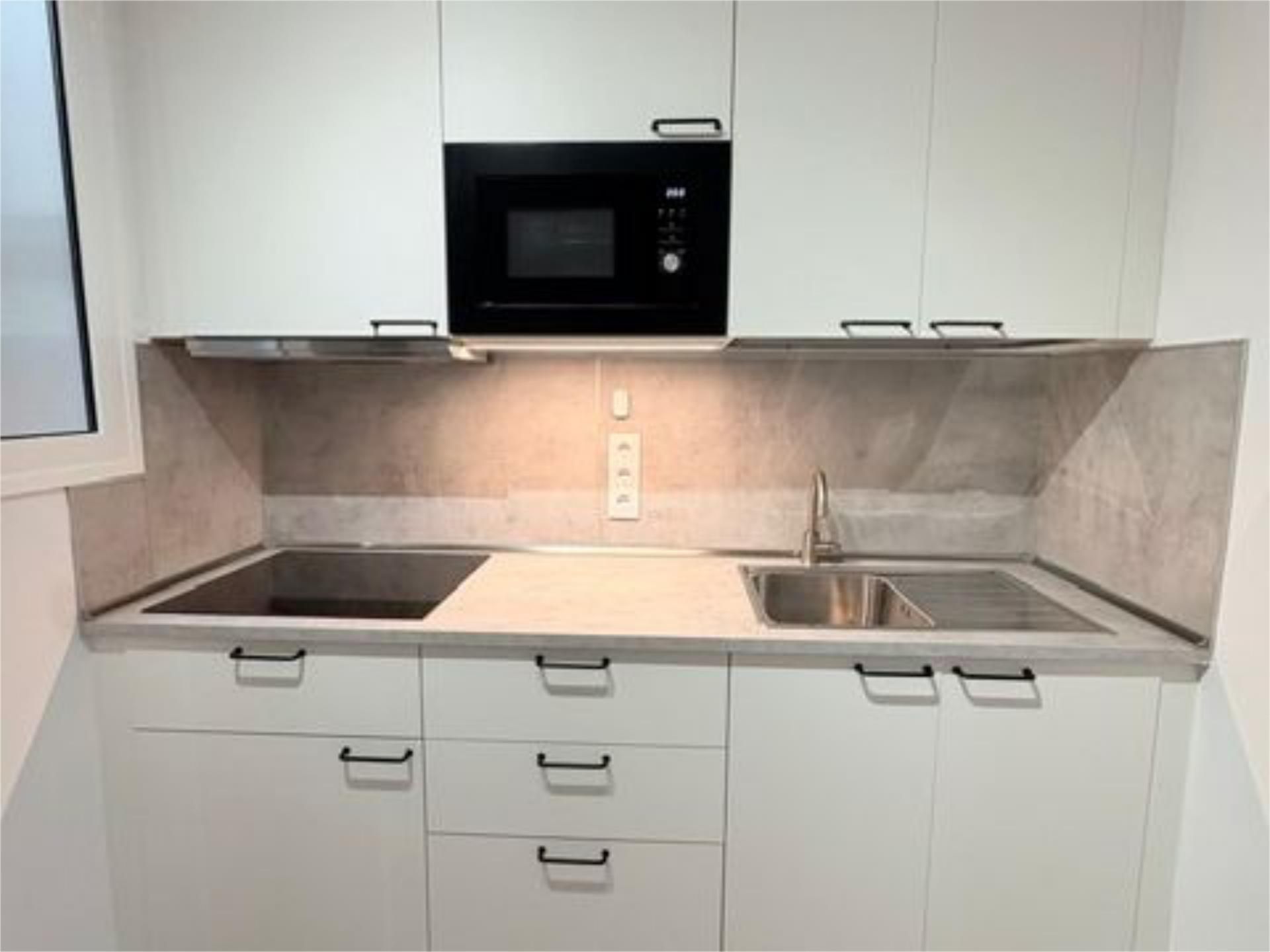 Cuina de Pis de lloguer en Las Palmas de Gran Canaria amb Moblat