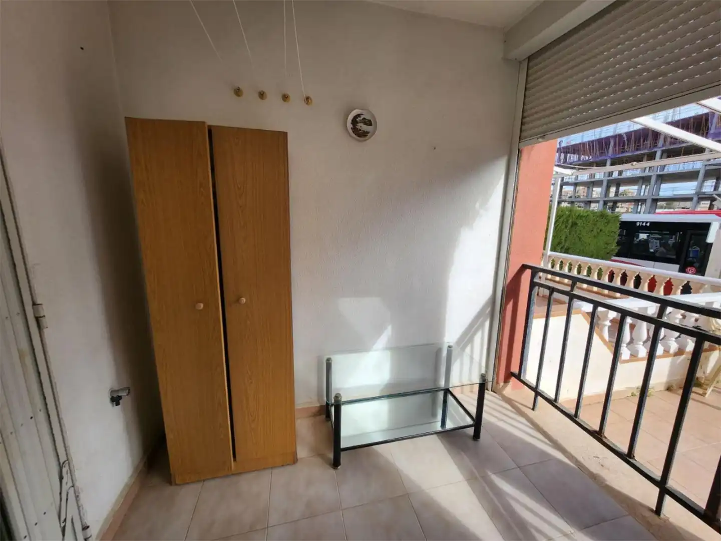 Apartamento en venta en Ronda José Samper García, 1, Torreblanca Habitación de Apartamento en venta en Torrevieja con Piscina y Balcón