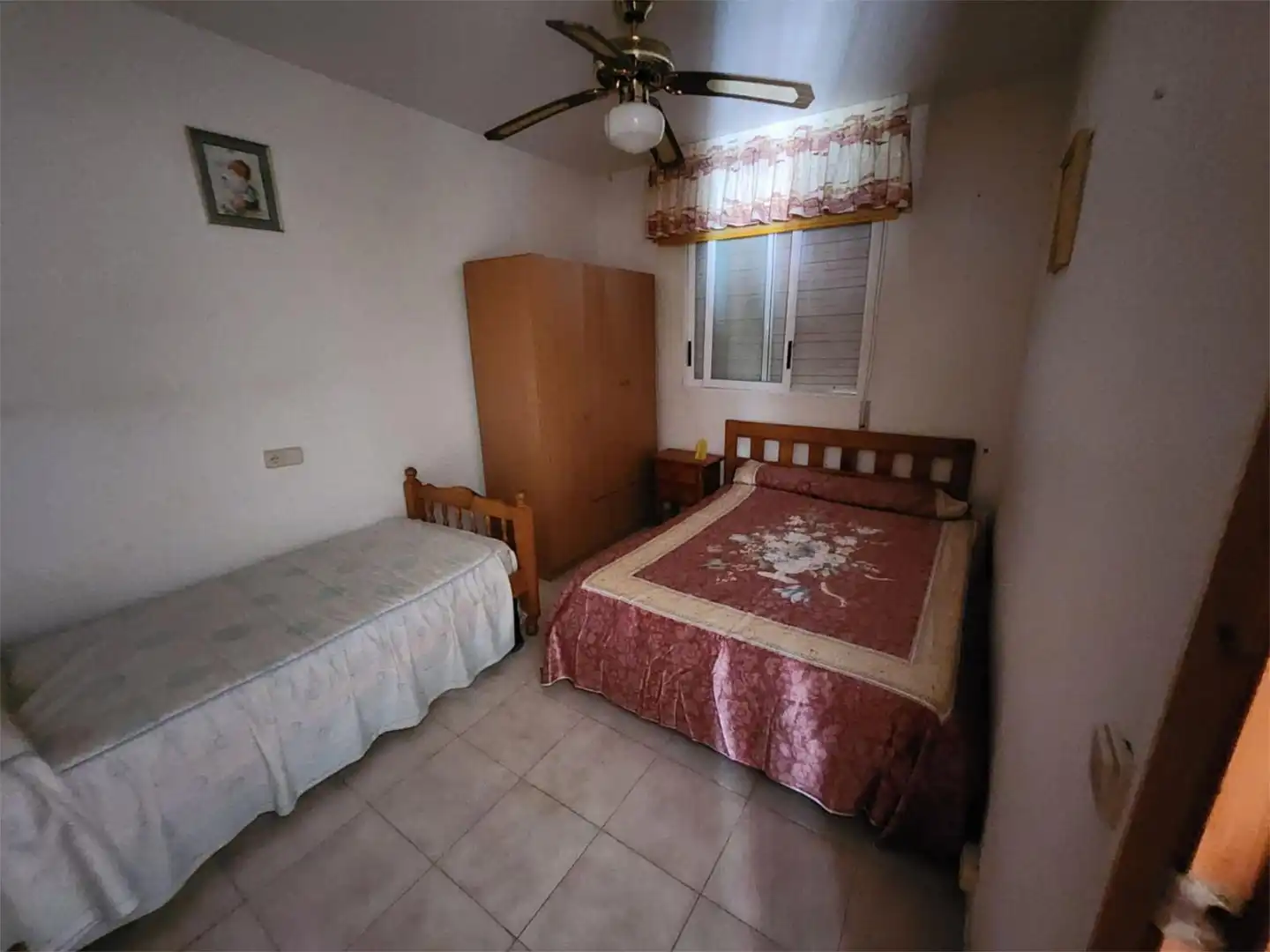 Apartamento en venta en Ronda José Samper García, 1, Torreblanca Habitación de Apartamento en venta en Torrevieja con Piscina y Balcón