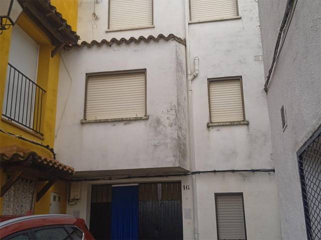 Casa adosada en Venta en Calle Colón, 16 en Arroyomolinos de la Vera