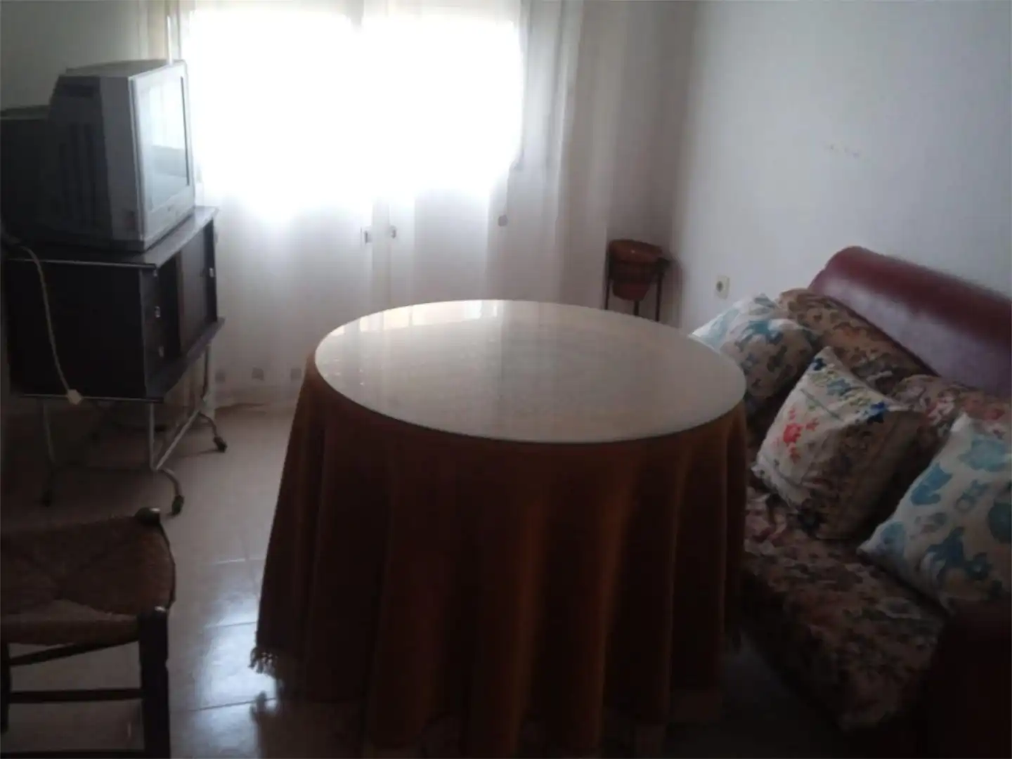 Dormitori de Casa adosada en venda en Arroyomolinos de la Vera amb Moblat