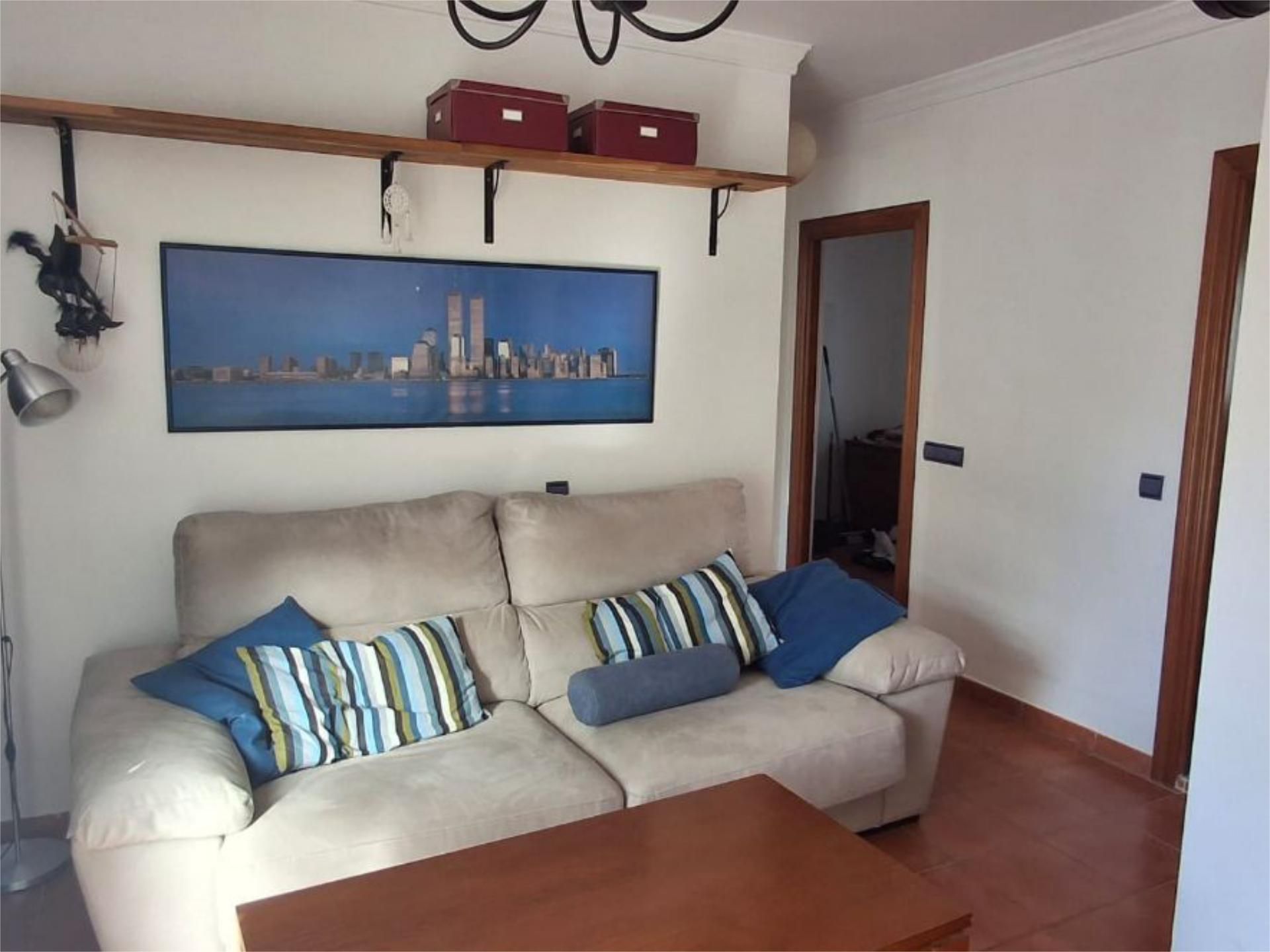 Flat to rent in Calle Eugenio Rioboo, 7, Los Castillejos - La Trinidad