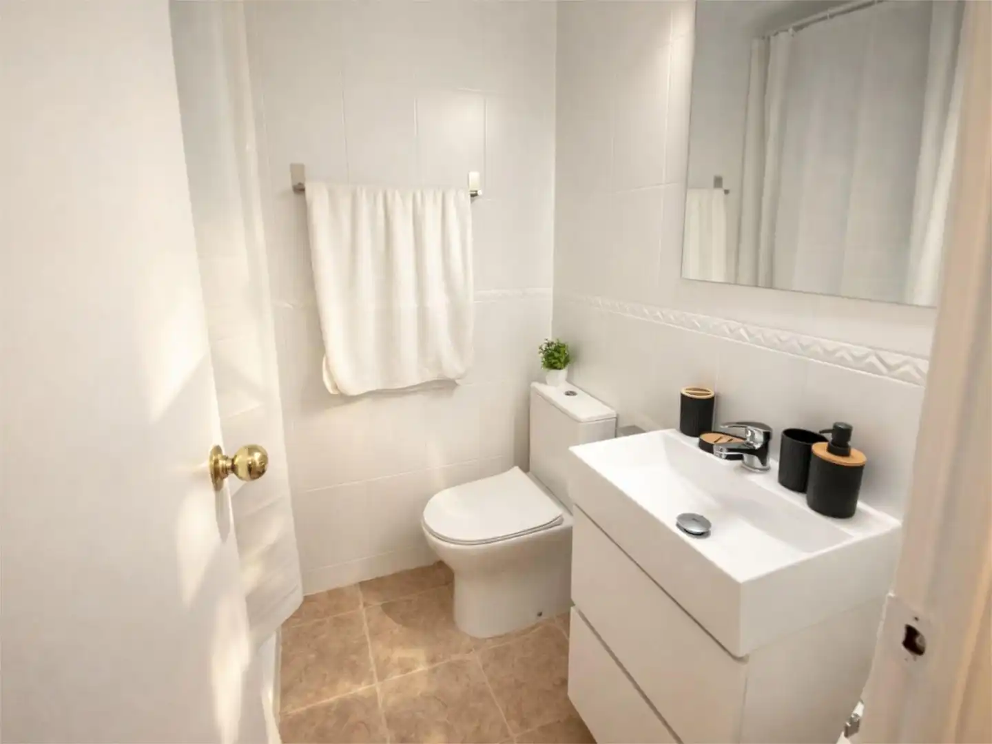 Apartamento en venta en Carrer Dels Pescadors, 69, La Barceloneta Baño de Apartamento en venta en Barcelona Capital con Balcón