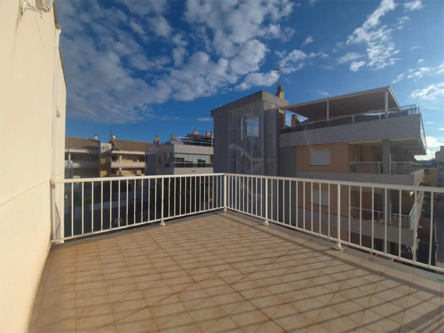 Einfamilien-Reihenhaus zum Verkauf in Carrer de Benicarló, 21, Playa Morro de Gos Terrasse von Einfamilien-Reihenhaus zum Verkauf in Oropesa del Mar / Orpesa mit Klimaanlage, Terrasse und Abstellraum