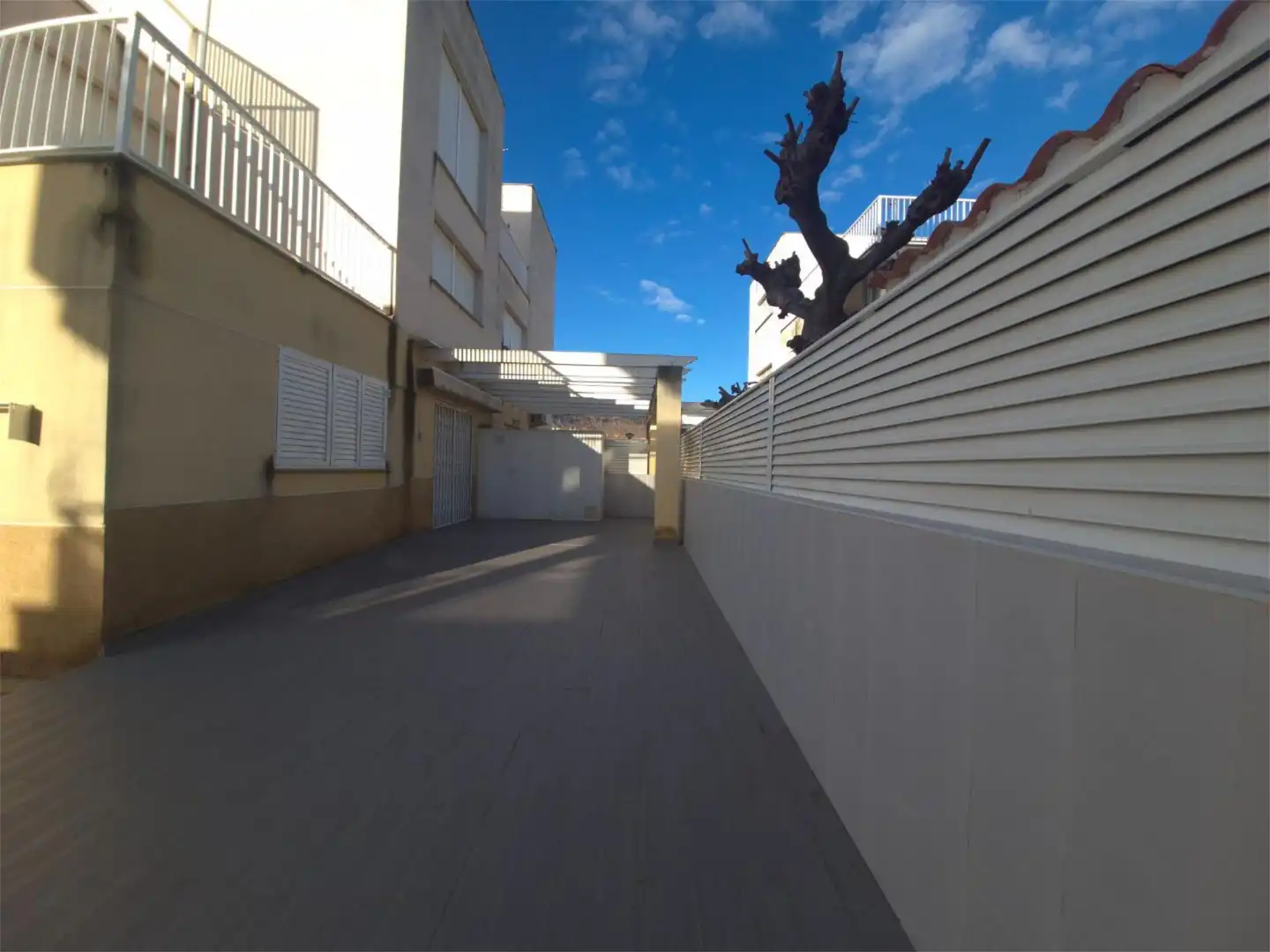 Einfamilien-Reihenhaus zum Verkauf in Carrer de Benicarló, 21, Playa Morro de Gos Außenansicht von Einfamilien-Reihenhaus zum Verkauf in Oropesa del Mar / Orpesa mit Klimaanlage, Terrasse und Abstellraum