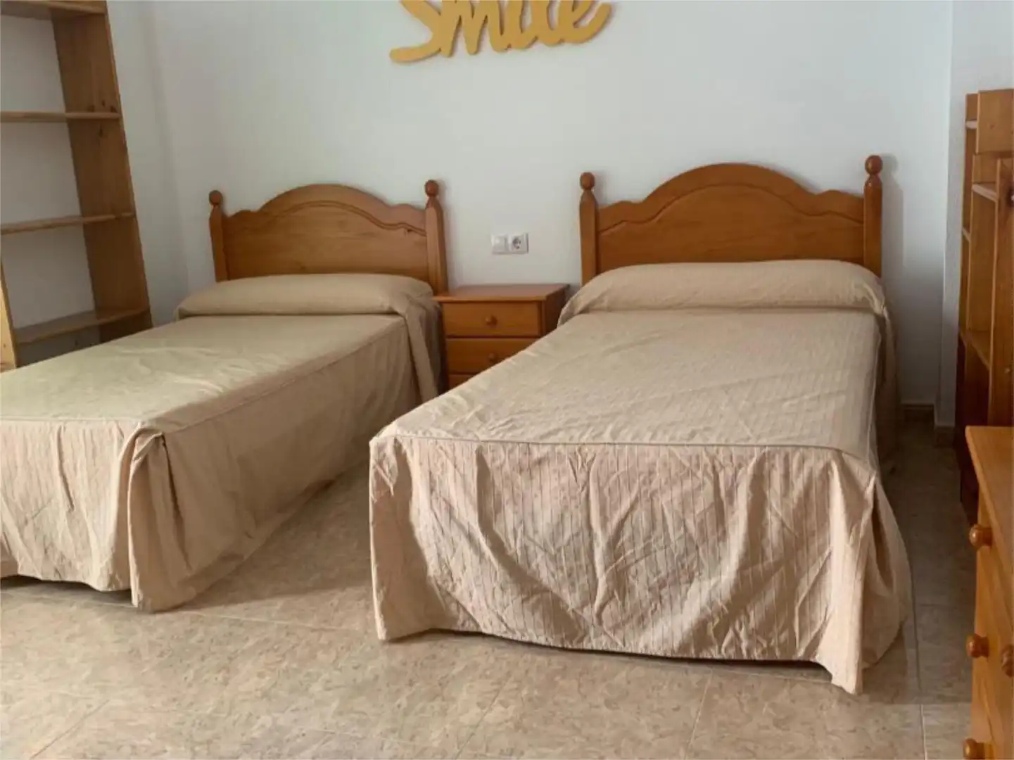 Einfamilien-Reihenhaus zum Verkauf in Carrer de Benicarló, 21, Playa Morro de Gos Schlafzimmer von Einfamilien-Reihenhaus zum Verkauf in Oropesa del Mar / Orpesa mit Klimaanlage, Terrasse und Abstellraum