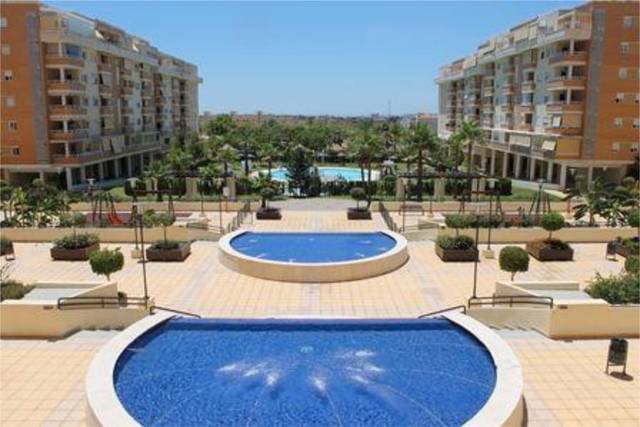 Piso en Alquiler en El Cónsul - Ciudad Universitaria - El Romeral