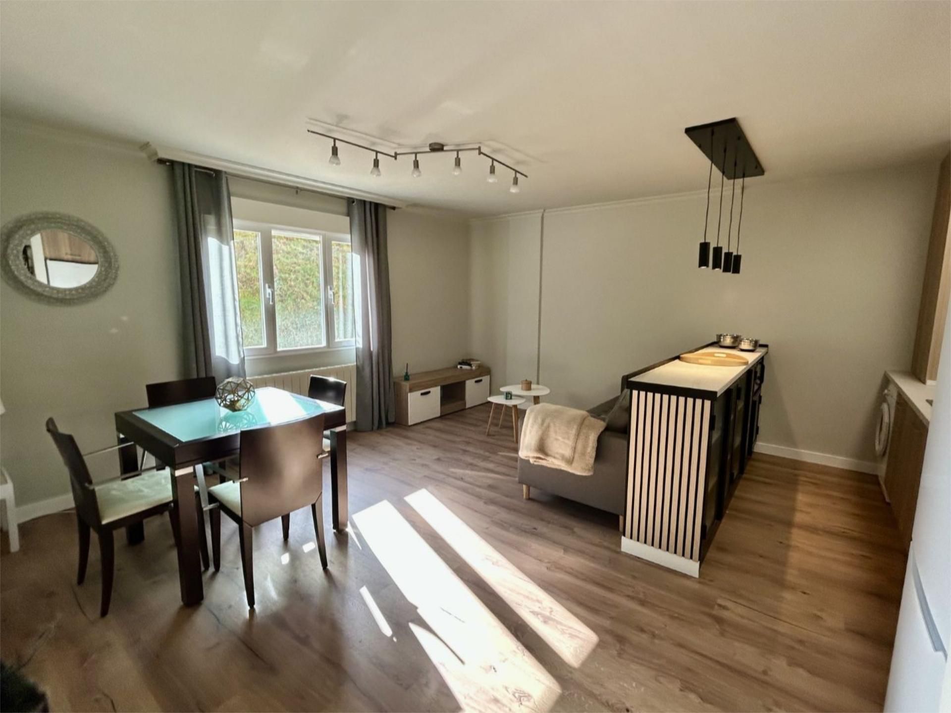 Habitación de Piso de alquiler en Béjar con Calefacción, Parquet y Amueblado