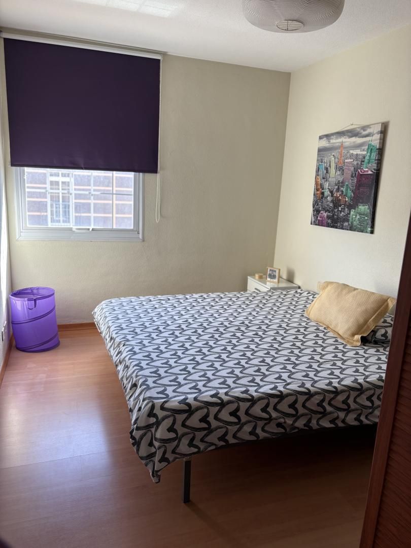 Dormitori de Pis per a compartir en San Cristóbal de la Laguna amb Moblat i Balcó