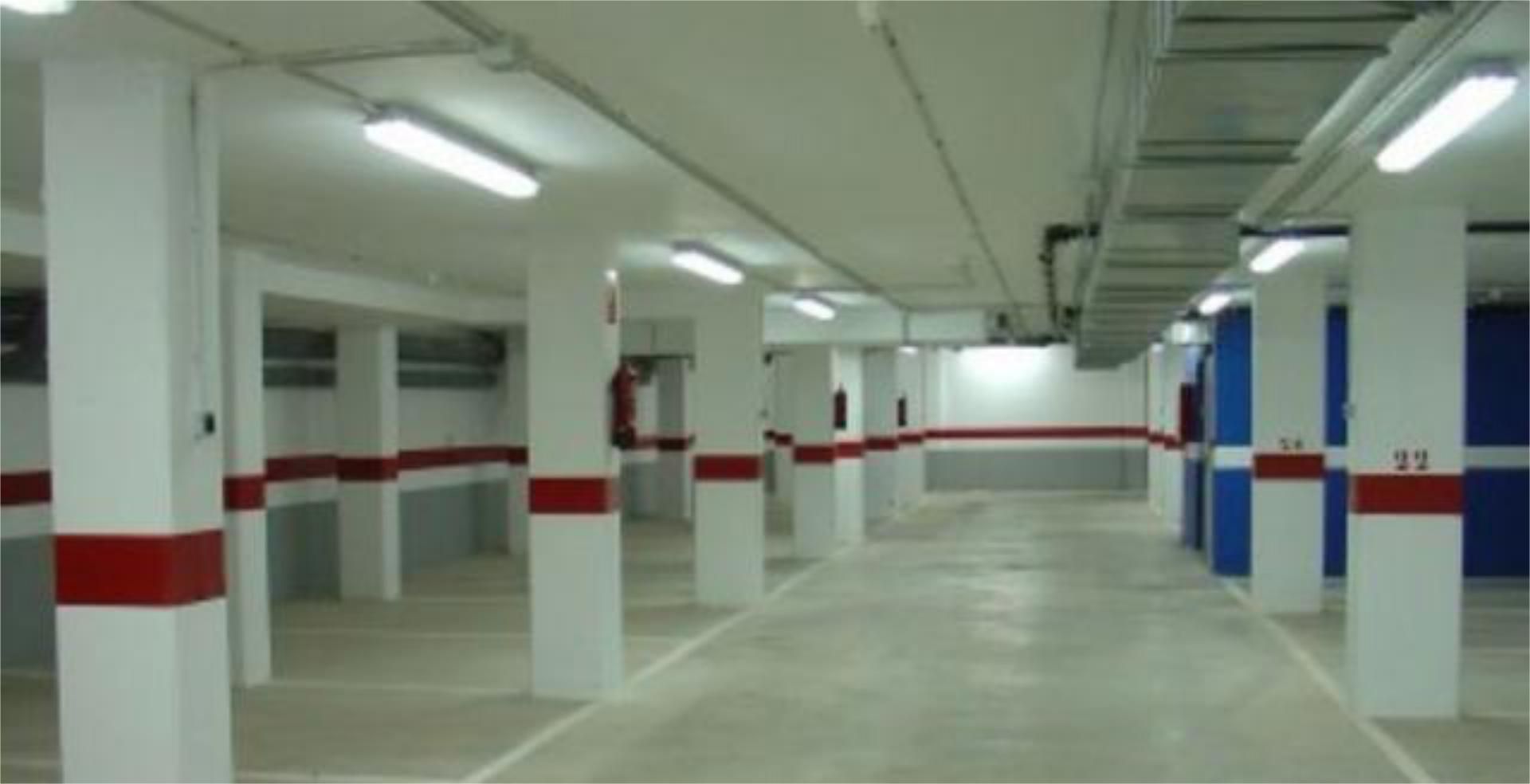 Parking of Garage to rent in Cabezón de la Sal