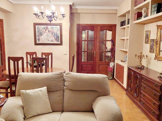 Piso en Venta en Avenida del Mediterráneo, 48 en Adelfas