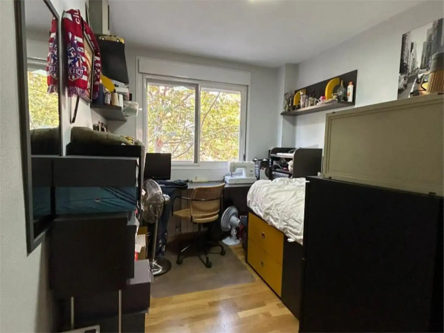 Bedroom of Flat for sale in Madrid  with Air Conditioner, Heating and Private garden
