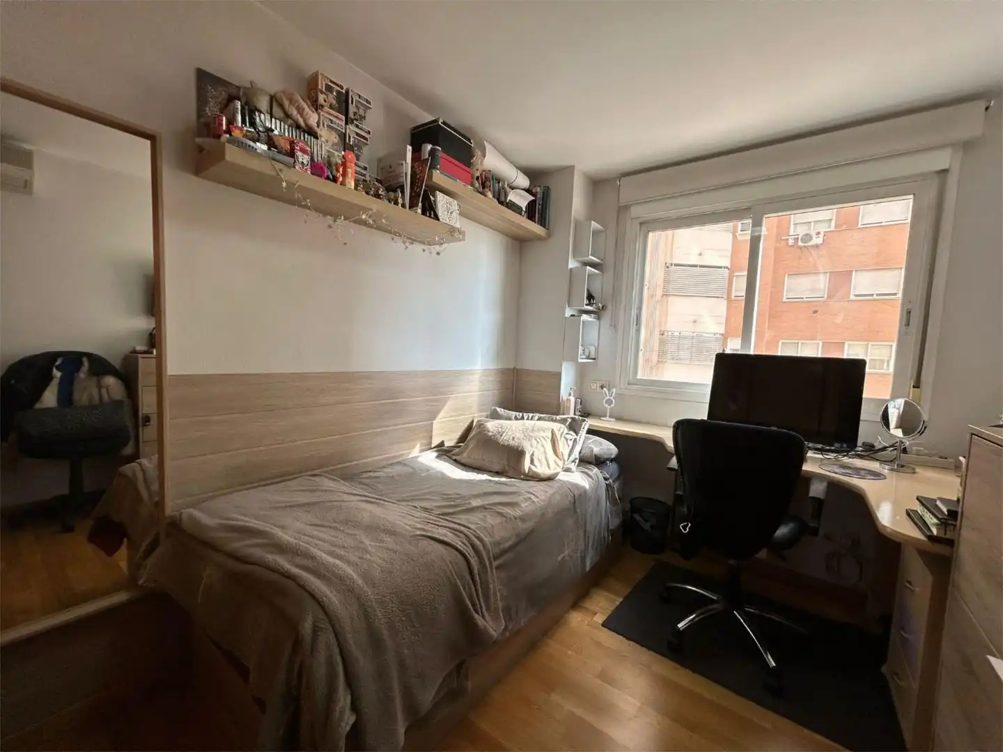 Bedroom of Flat for sale in Madrid  with Air Conditioner, Heating and Private garden