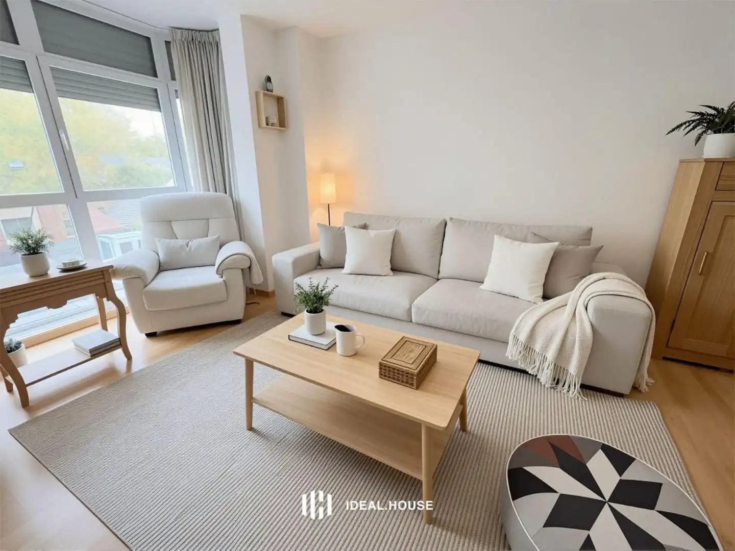 Living room of Flat for sale in Madrid  with Air Conditioner, Heating and Private garden