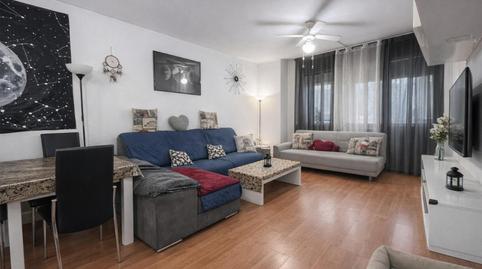 Foto 3 de Piso en venta en Calle Transversal Sexta, 6, Villaverde Alto,  Madrid Capital