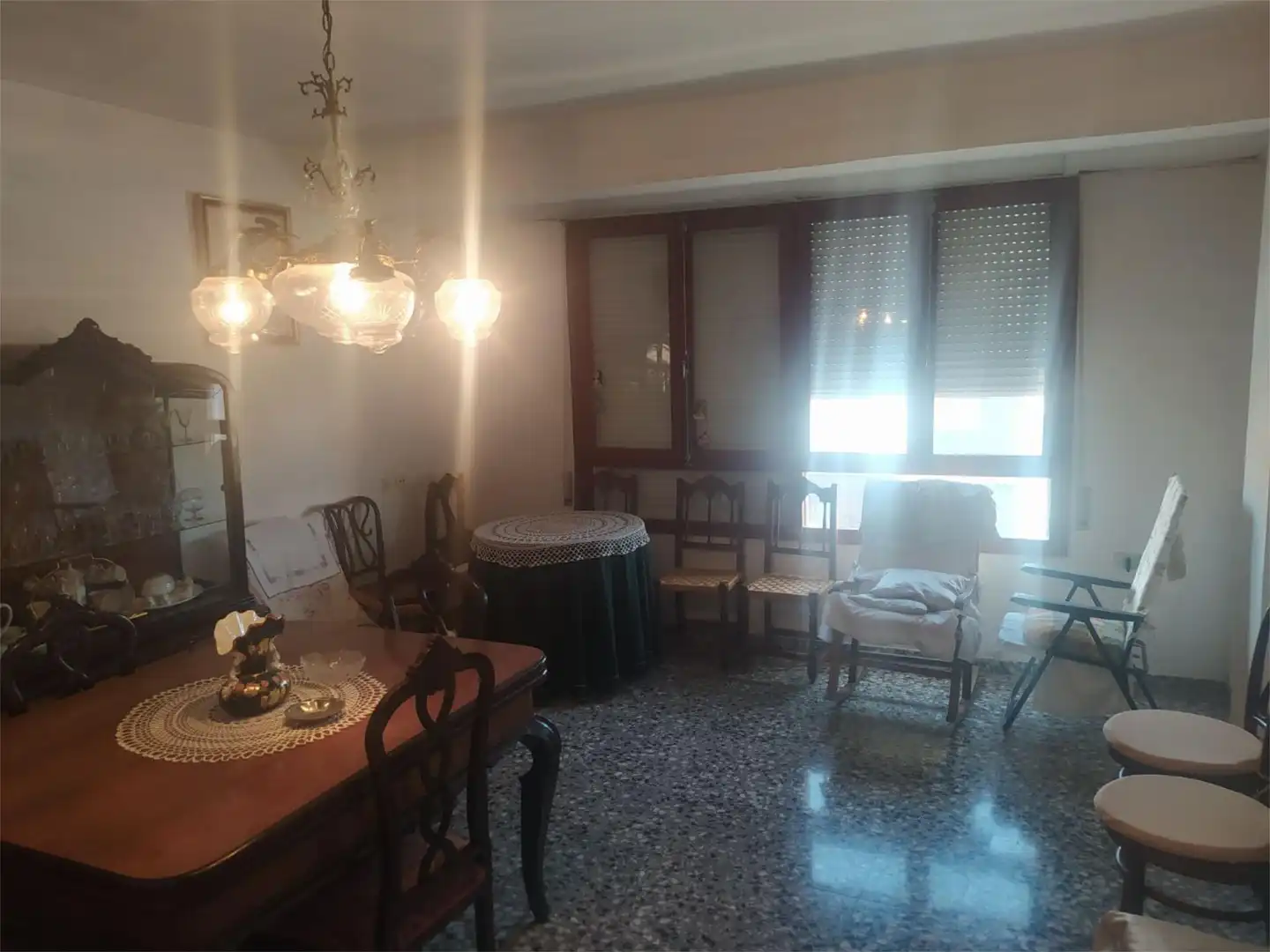 Casa adosada en venta en Calle Aureliano Díaz, 68, Bigastro Comedor de Casa adosada en venta en Bigastro con Terraza y Balcón