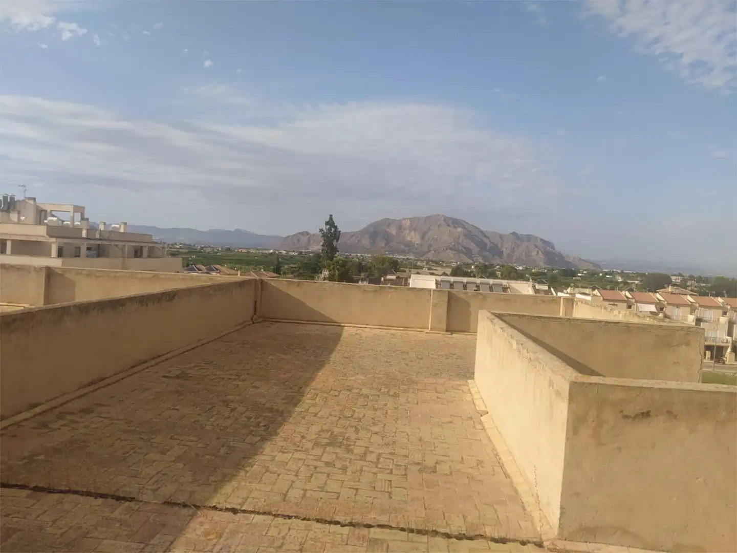 Casa adosada en venta en Calle Aureliano Díaz, 68, Bigastro Terraza de Casa adosada en venta en Bigastro con Terraza y Balcón