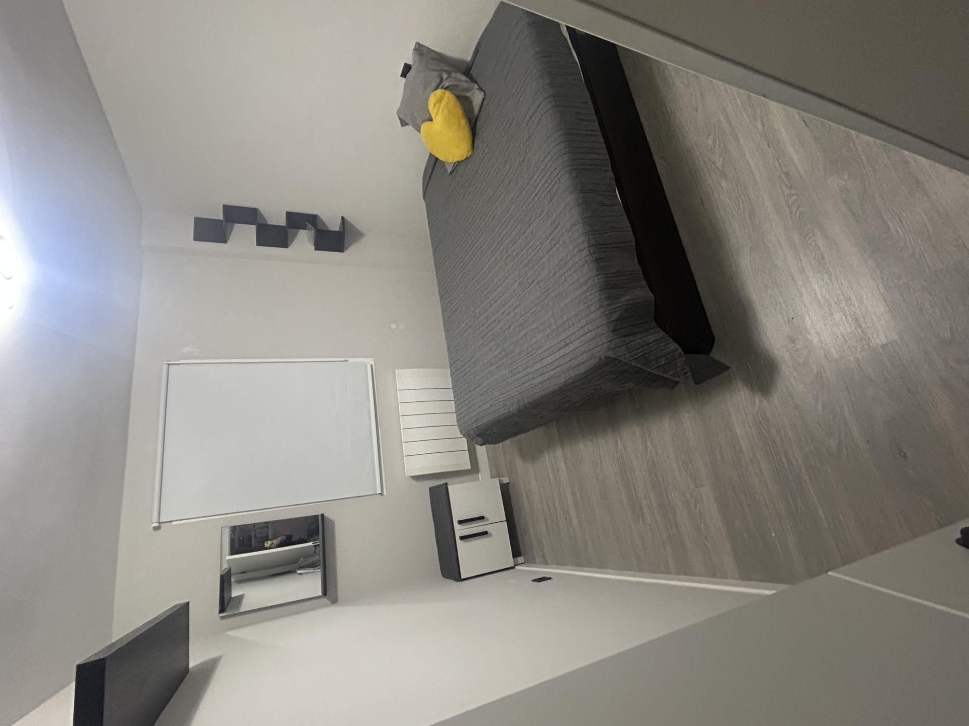 Pis per a compartir a Calle Magallanes, San Martín de la Vega Dormitori de Pis per a compartir en San Martín de la Vega amb Calefacció, Traster i Moblat