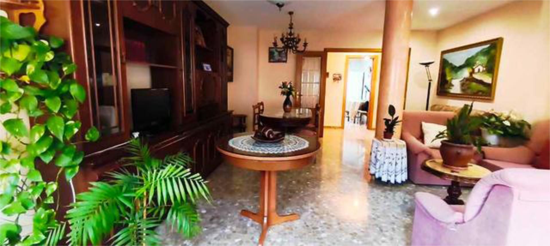Flat for sale in Requena  with Heating and Furnished
