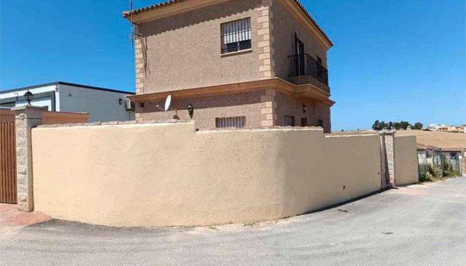 Casa adosada en venda a Las Lagunas - Campano, Chiclana de la Frontera - imatge 1 Foto 1 de Casa adosada en venda a Las Lagunas - Campano, Chiclana de la Frontera