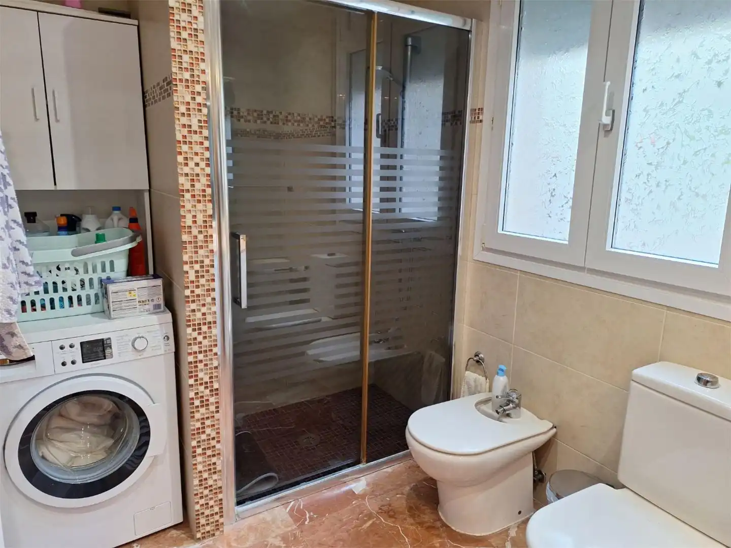 Bathroom of Houses for sale in Terrassa  with Air Conditioner, Terrace and Balcony