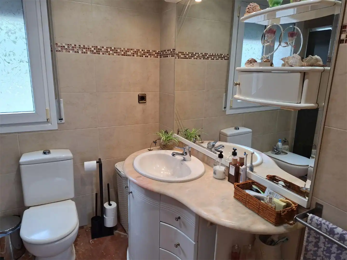 Bathroom of Houses for sale in Terrassa  with Air Conditioner, Terrace and Balcony