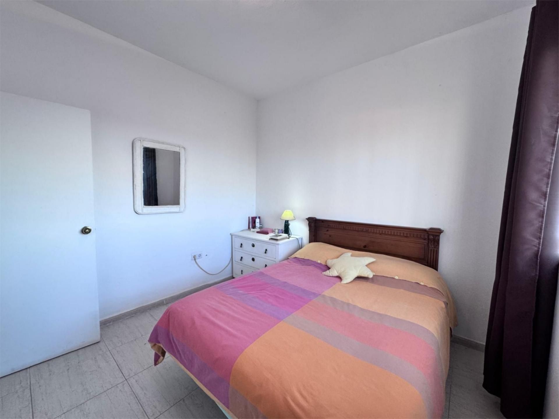 Bedroom of Flat to share in San Roque  with Air Conditioner, Terrace and Furnished