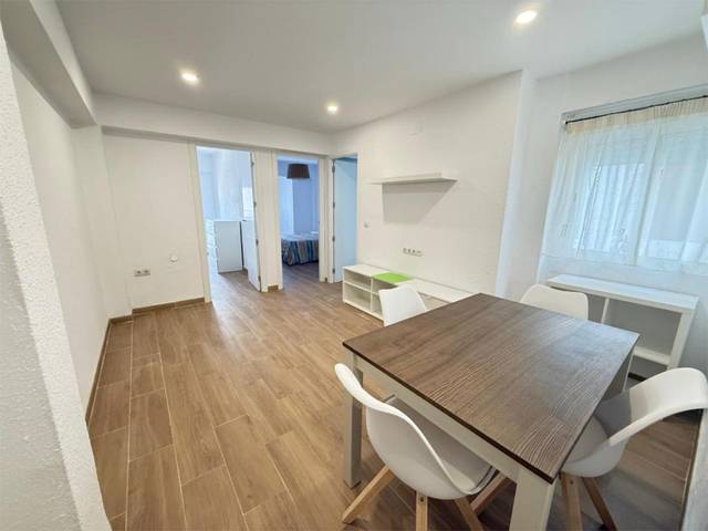 Piso en Alquiler en Carrer Felix Vilar, 8 en El Carmen