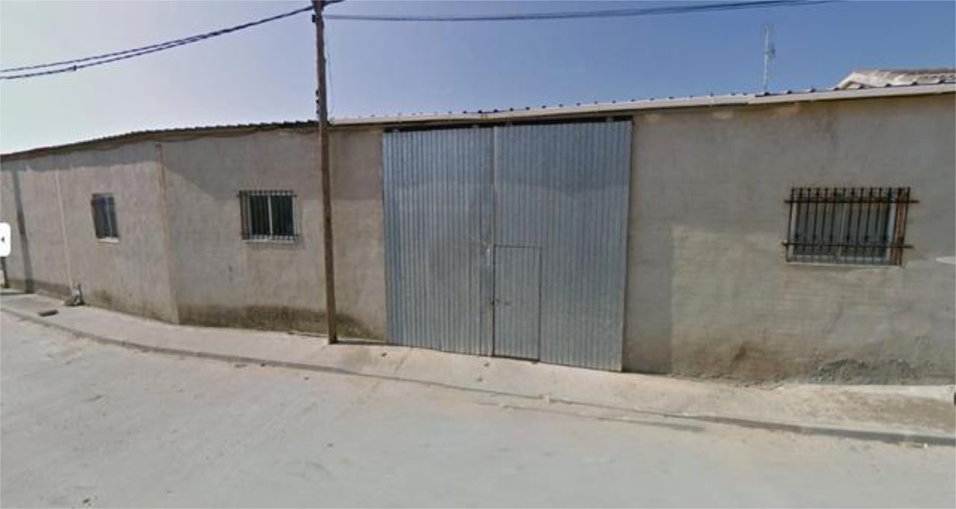 Vista exterior de Nau industrial de lloguer en La Mata