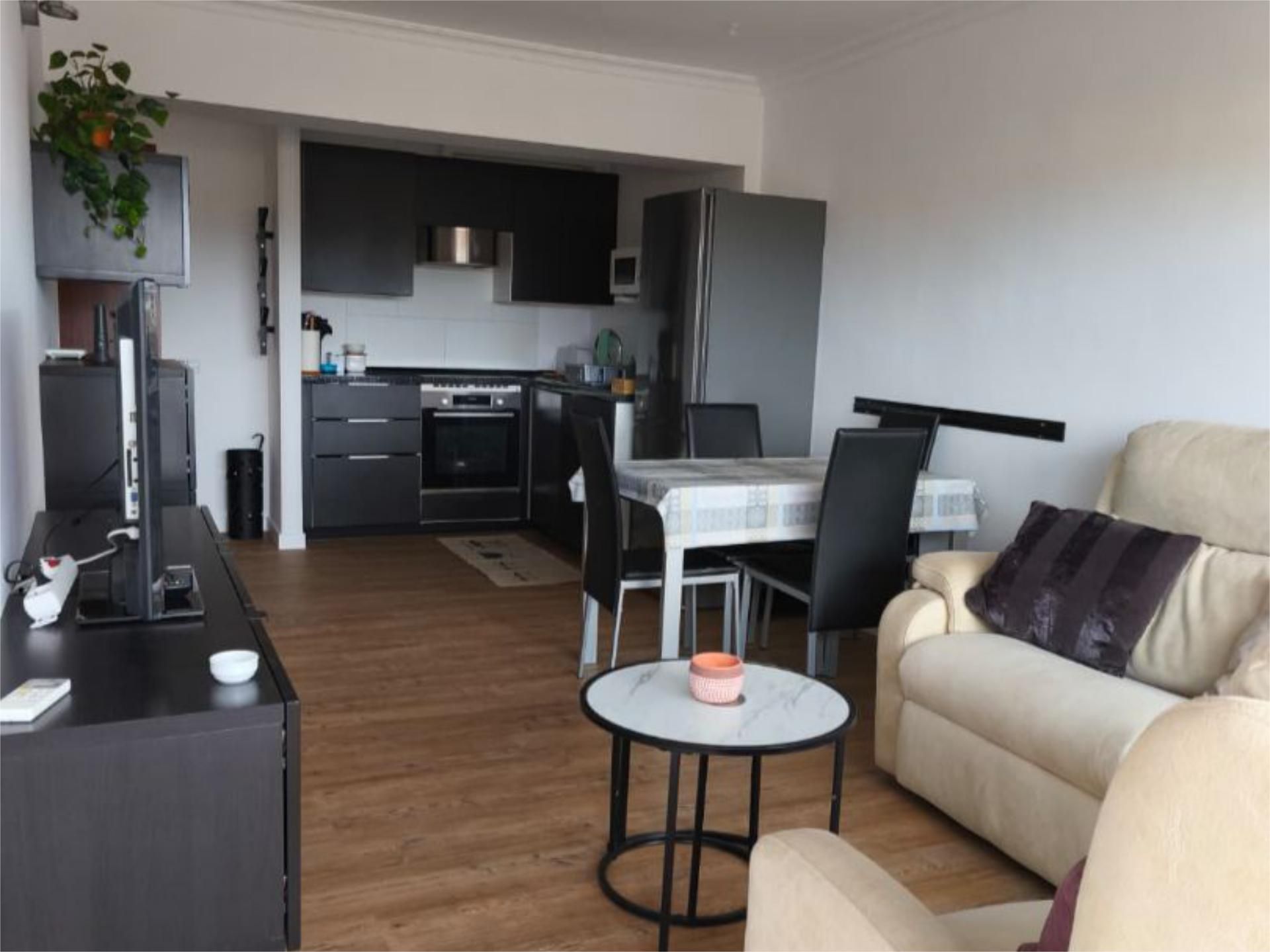 Pis de lloguer a Carrer Mar i Estany, 36, Port d'Alcúdia - Platja d'Alcúdia Sala d'estar de Pis de lloguer en Alcúdia amb Aire condicionat, Calefacció i Parquet