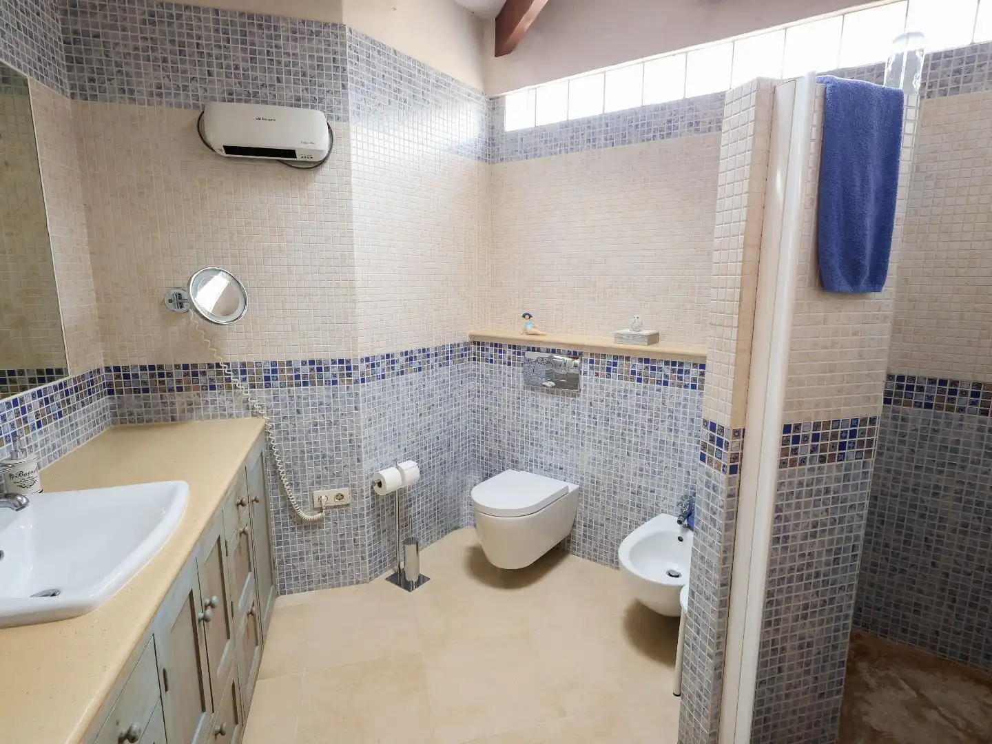 Baño de Piso en venta en Formentera con Aire acondicionado, Calefacción y Jardín privado