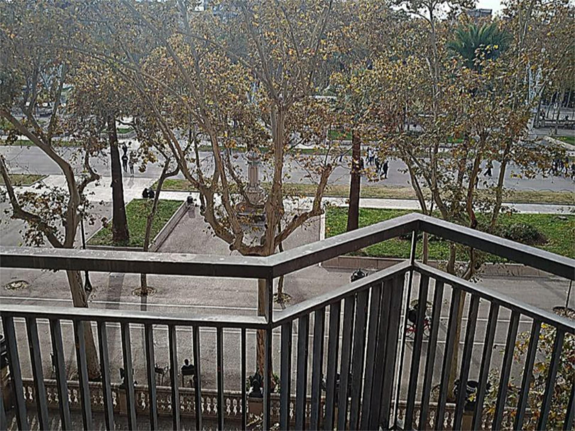 Flat to rent in Passeig de Lluís Companys, 8, Sant Pere, Sta. Caterina i la Ribera Balcony of Flat to rent in Barcelona Capital with Air Conditioner, Heating and Parquet flooring