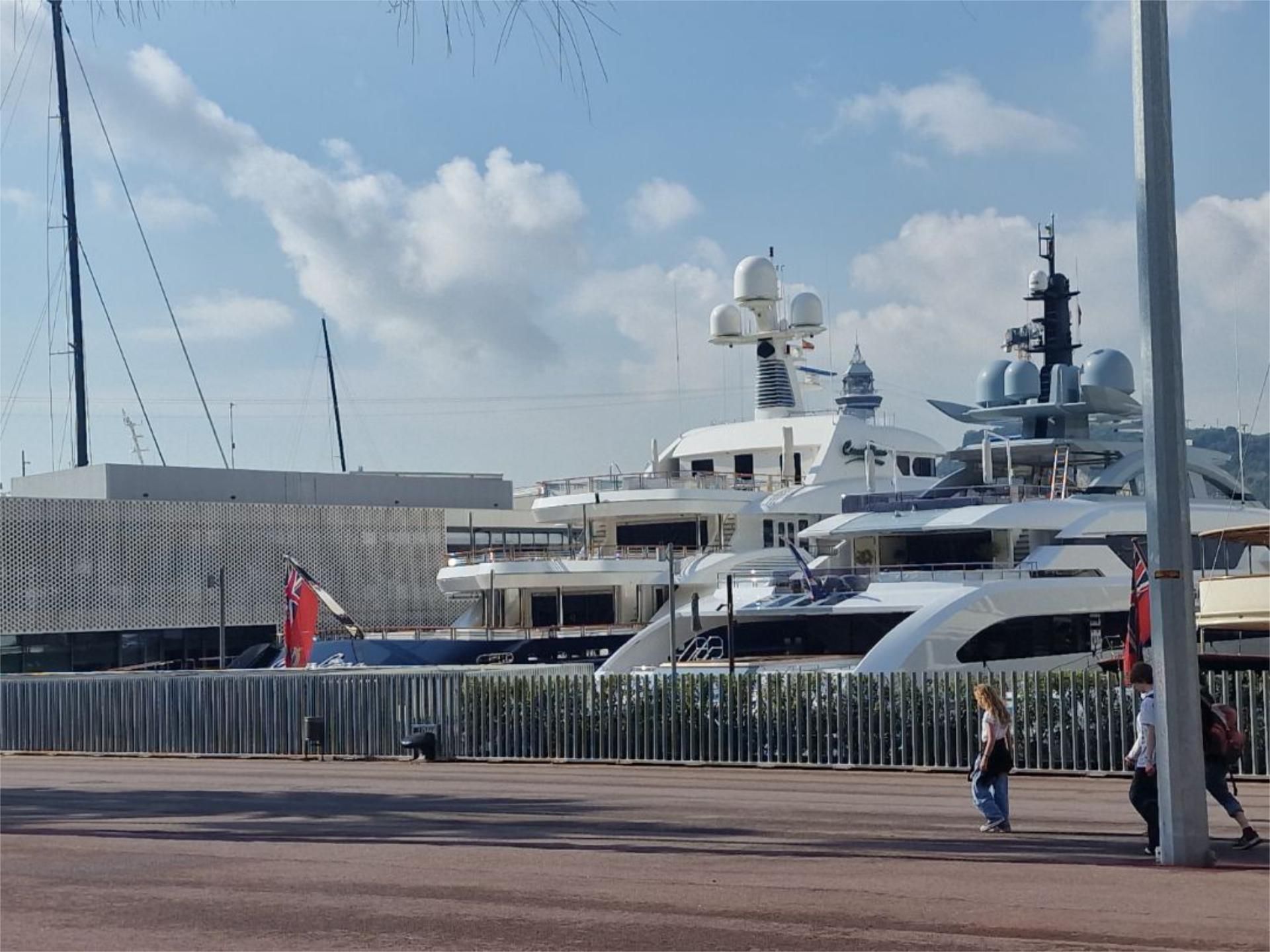 Flat for sale in Carrer de Sant Miquel, 42, Palau-solità i Plegamans Exterior view of Flat for sale in Palau-solità i Plegamans with Air Conditioner