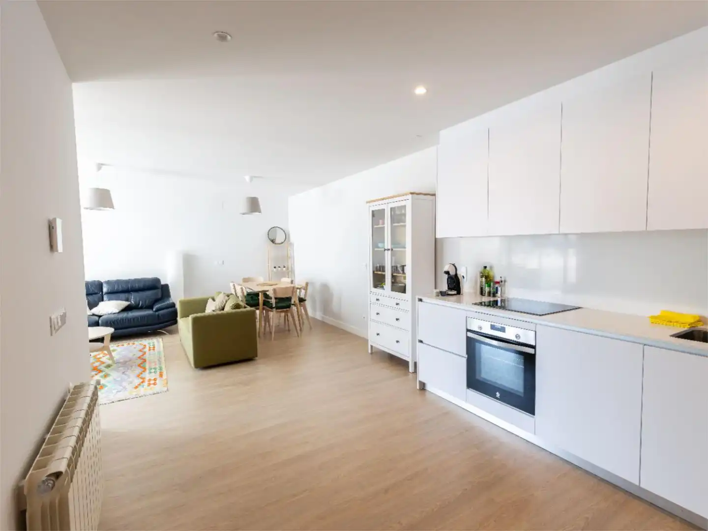 Apartamento de alquiler en Rúa Vasquida García, 7, Zona de Plaza de Barcelos Sala de estar de Apartamento de alquiler en Pontevedra Capital con Calefacción, Terraza y Amueblado
