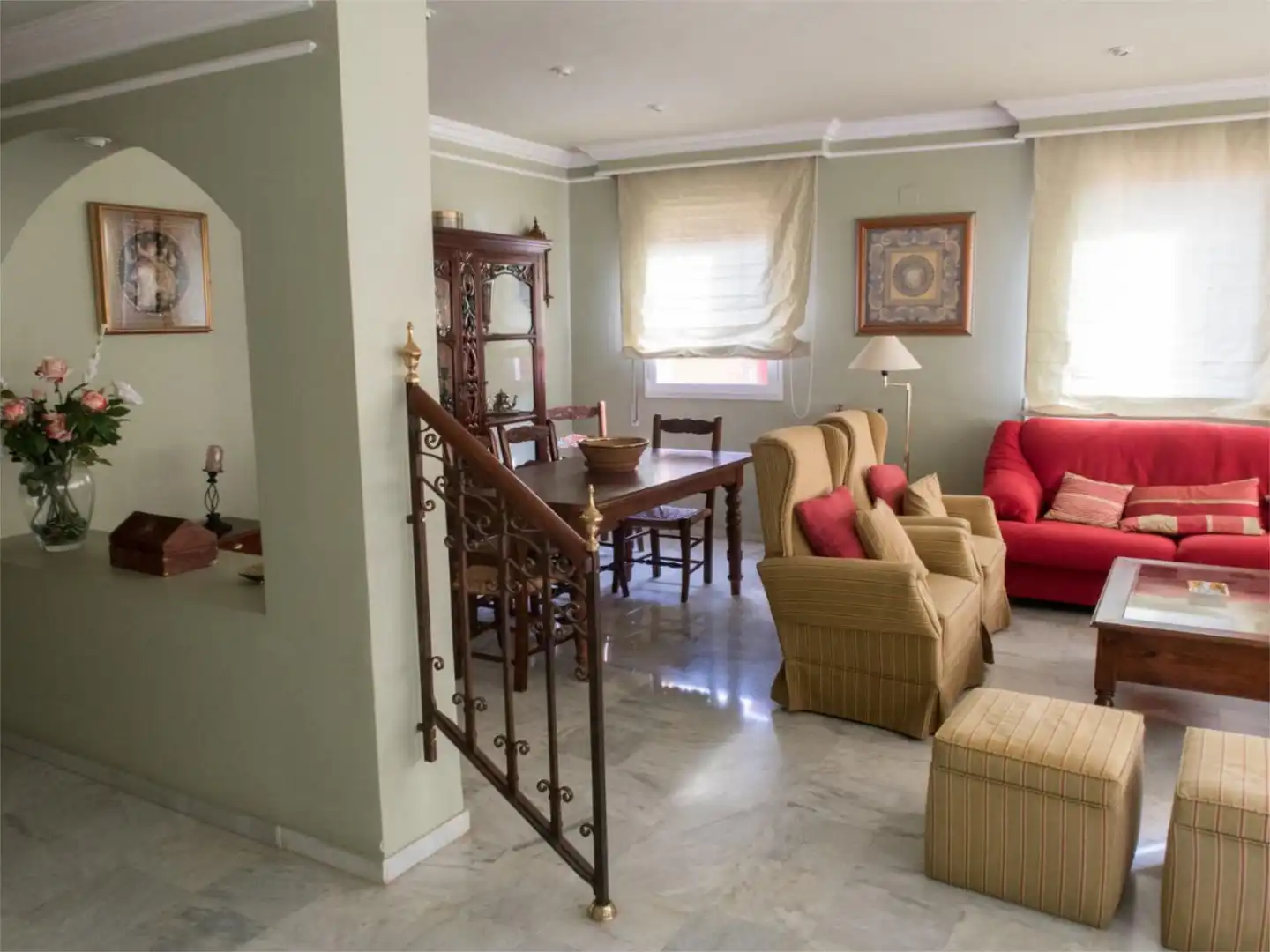 Piso en venta en Avenida de Italia, 15, El Cano - Los Bermejales Sala de estar de Piso en venta en Sevilla con Aire acondicionado, Calefacción y Jardín privado