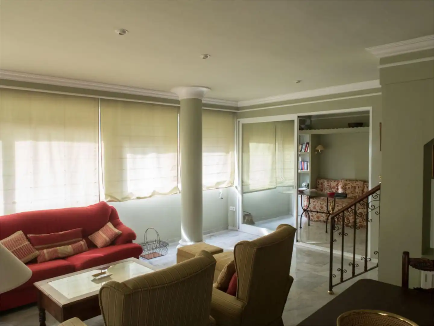 Piso en venta en Avenida de Italia, 15, El Cano - Los Bermejales Sala de estar de Piso en venta en Sevilla con Aire acondicionado, Calefacción y Jardín privado