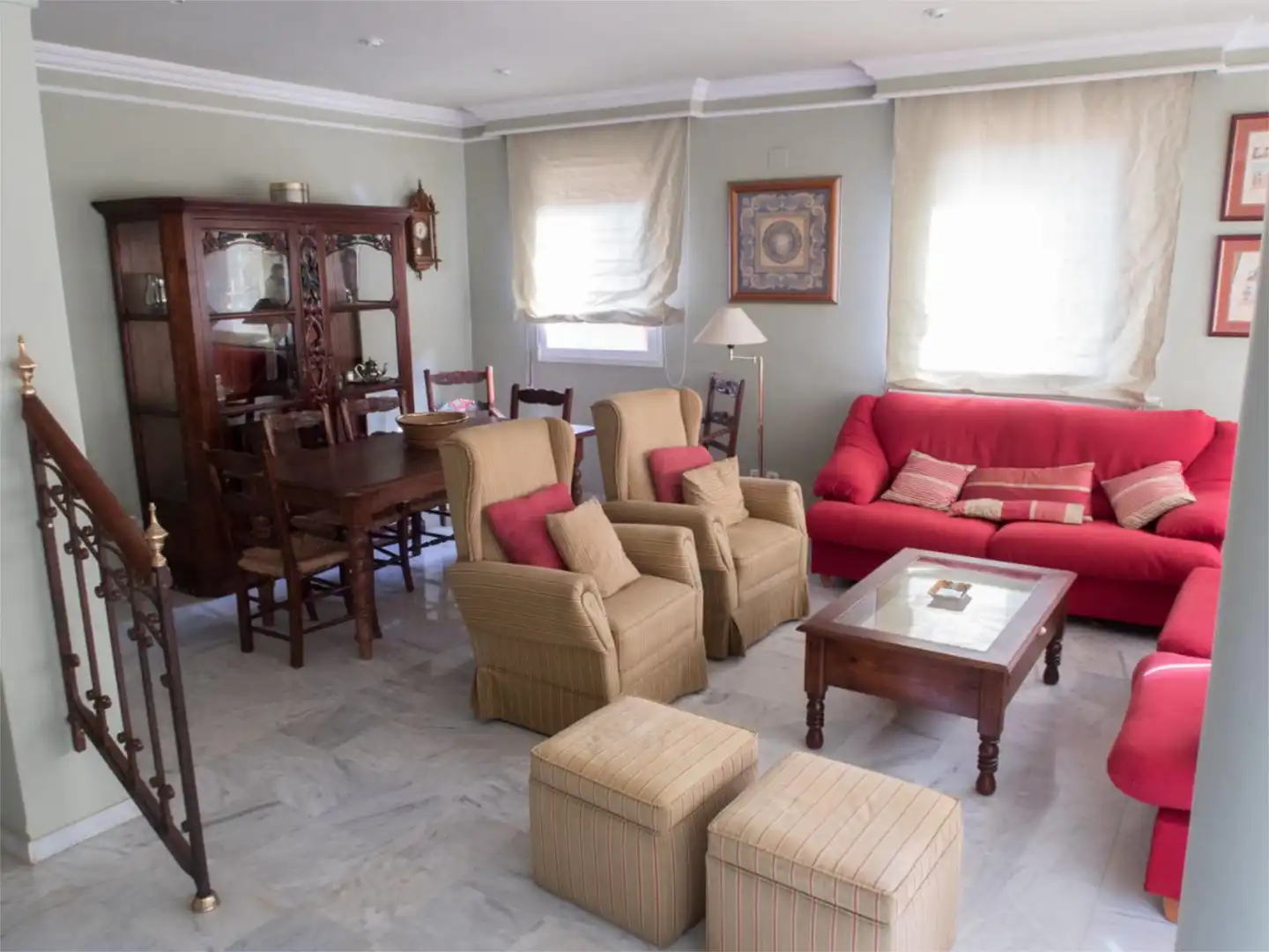 Piso en venta en Avenida de Italia, 15, El Cano - Los Bermejales Sala de estar de Piso en venta en Sevilla con Aire acondicionado, Calefacción y Jardín privado