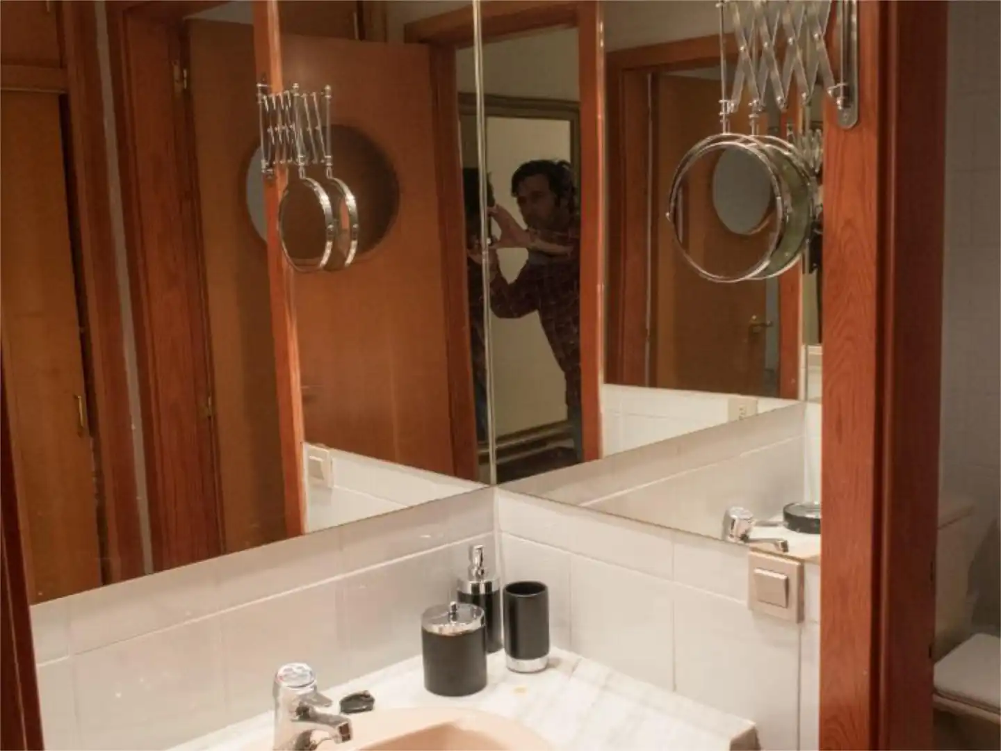 Piso en venta en Avenida de Italia, 15, El Cano - Los Bermejales Baño de Piso en venta en Sevilla con Aire acondicionado, Calefacción y Jardín privado