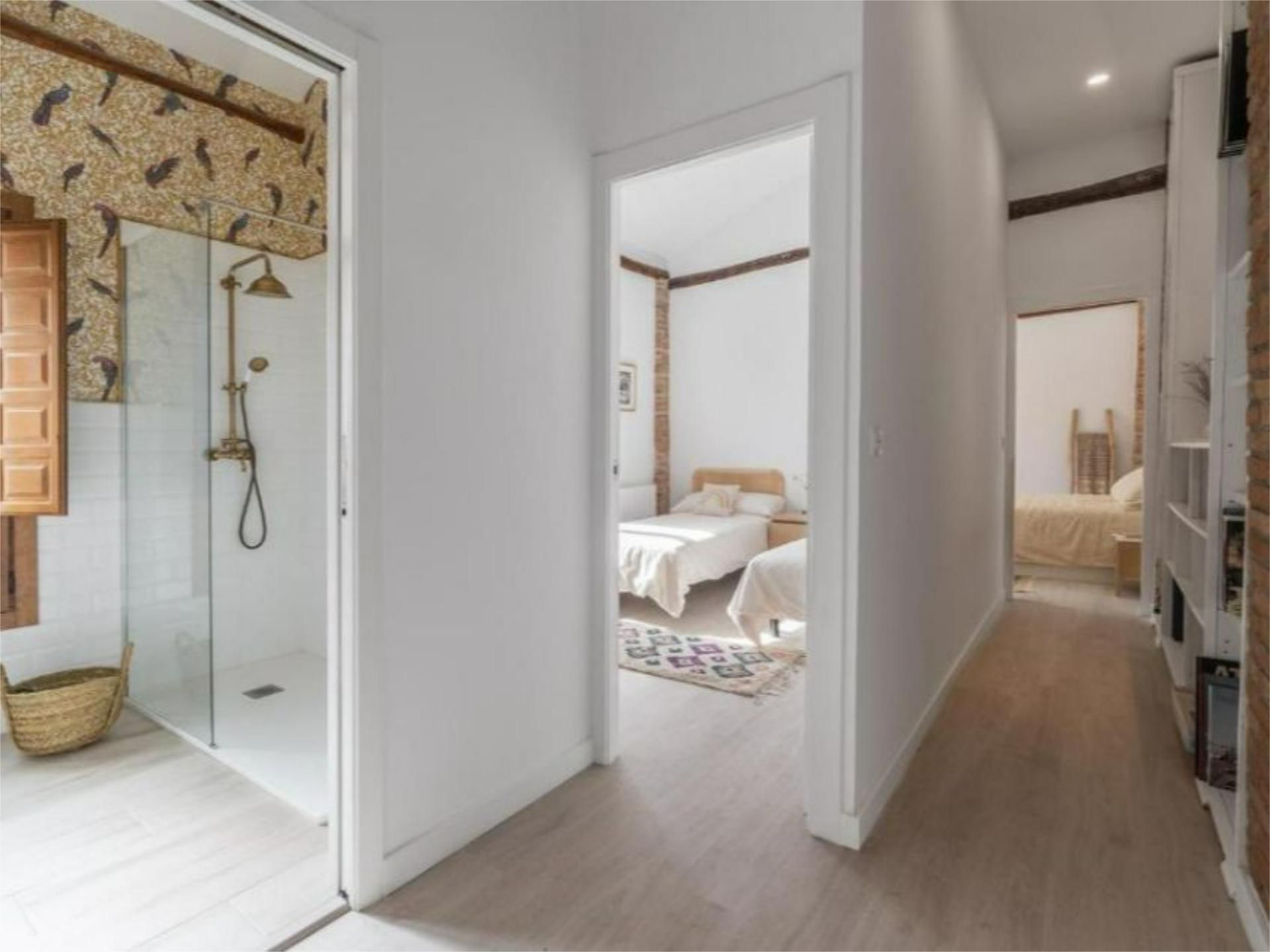 Dormitori de Pis en venda en  Granada Capital amb Aire condicionat